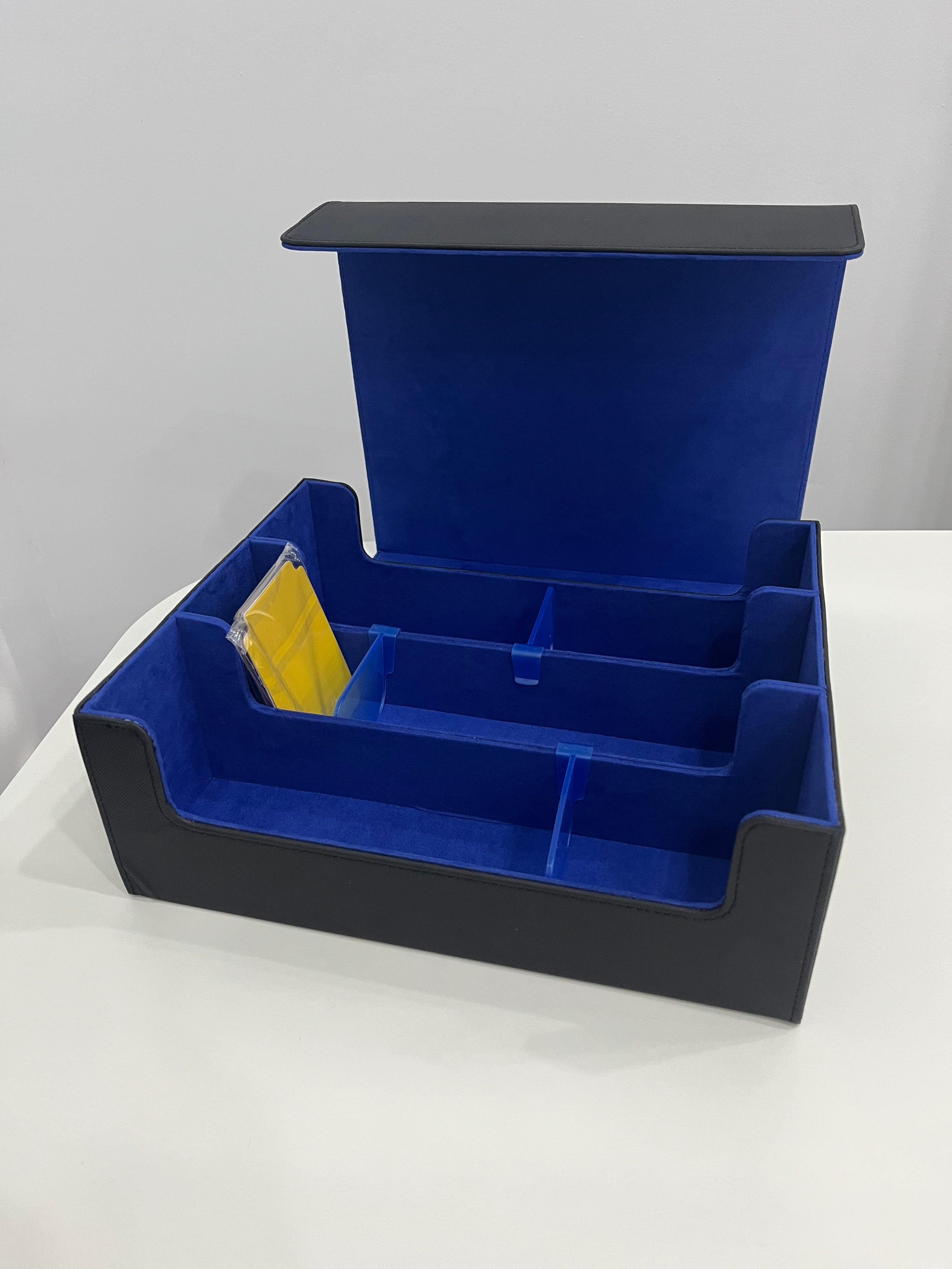 Caja para Cartas TCG Premium con Separadores. Capacidad 1800 cartas