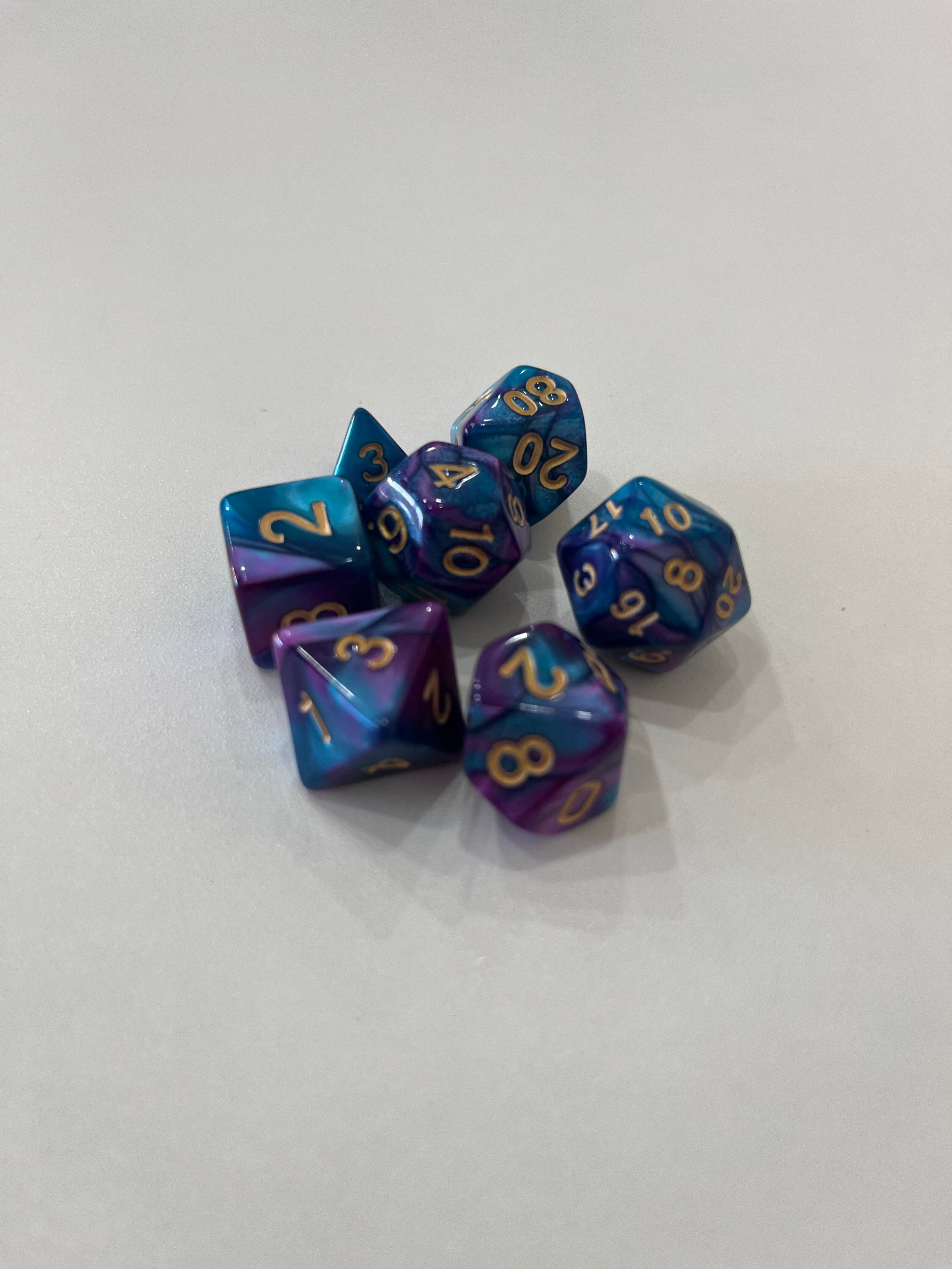 Juego de 7 dados para juegos de rol. 16 mm