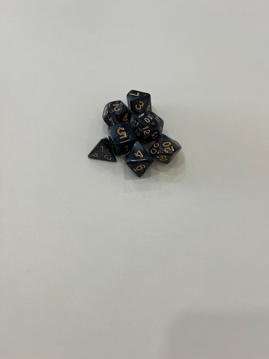 Juego de 7 dados para juegos de rol. 16 mm