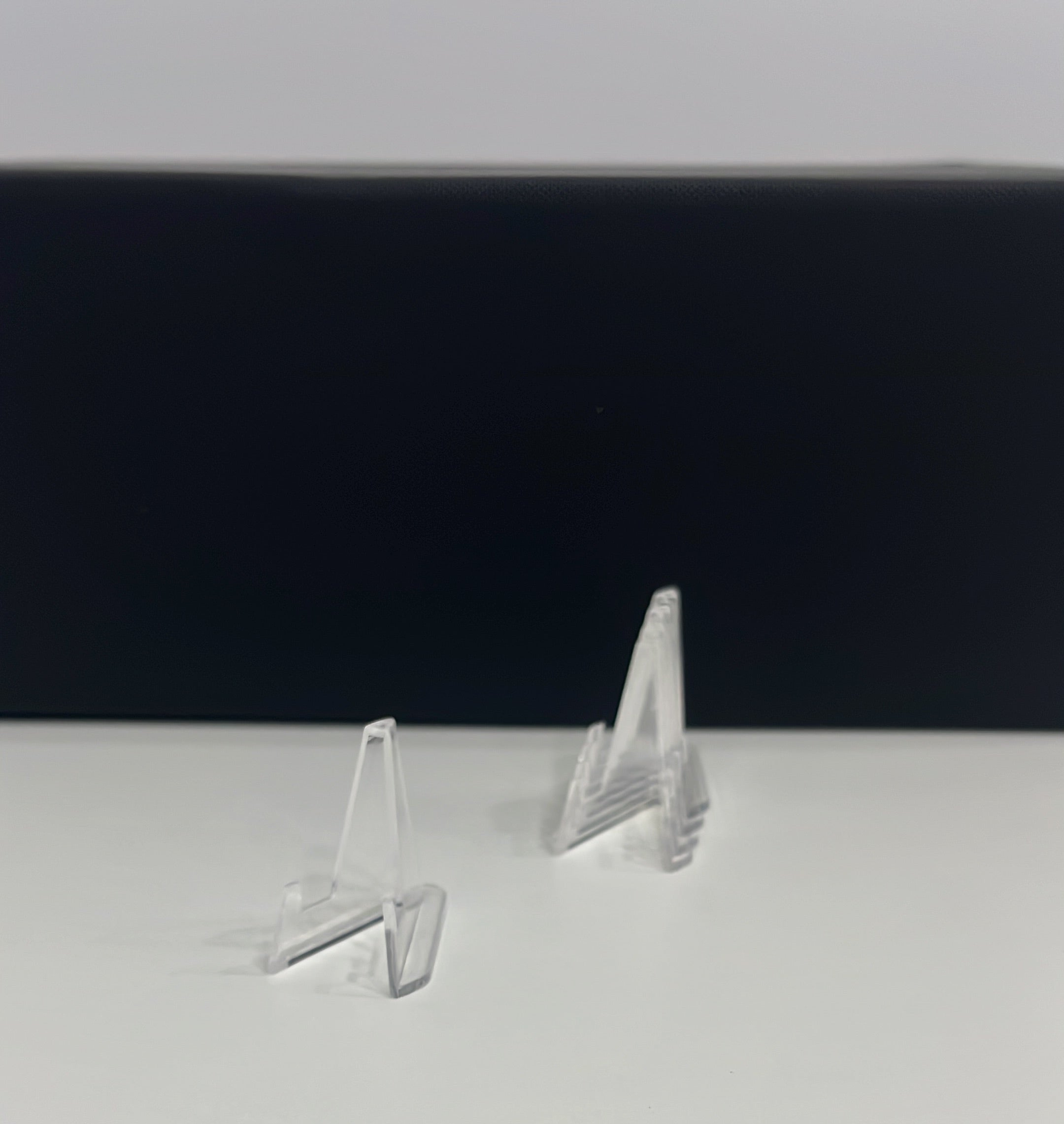 Base de exposición para cartas TCG. (5 unds)