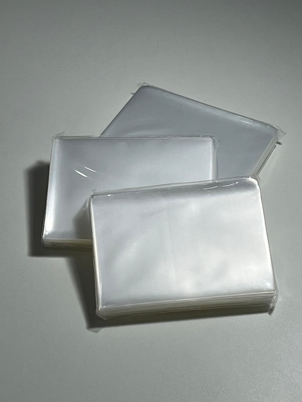 Fundas protectoras transparentes para cartas TCG. 100 unidades