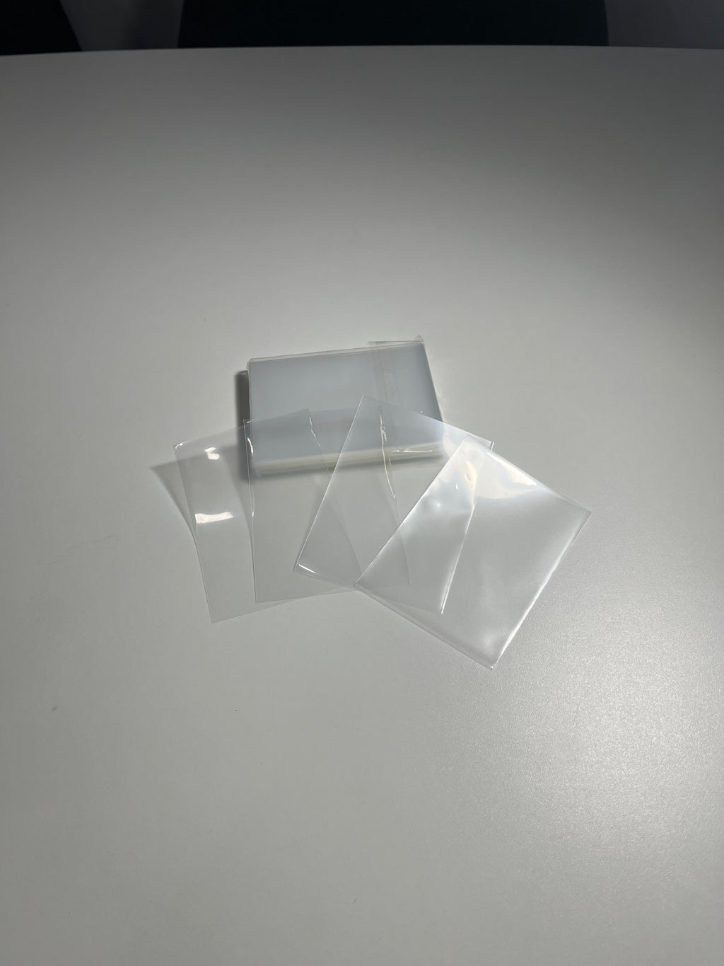 Fundas protectoras transparentes para cartas TCG. 100 unidades