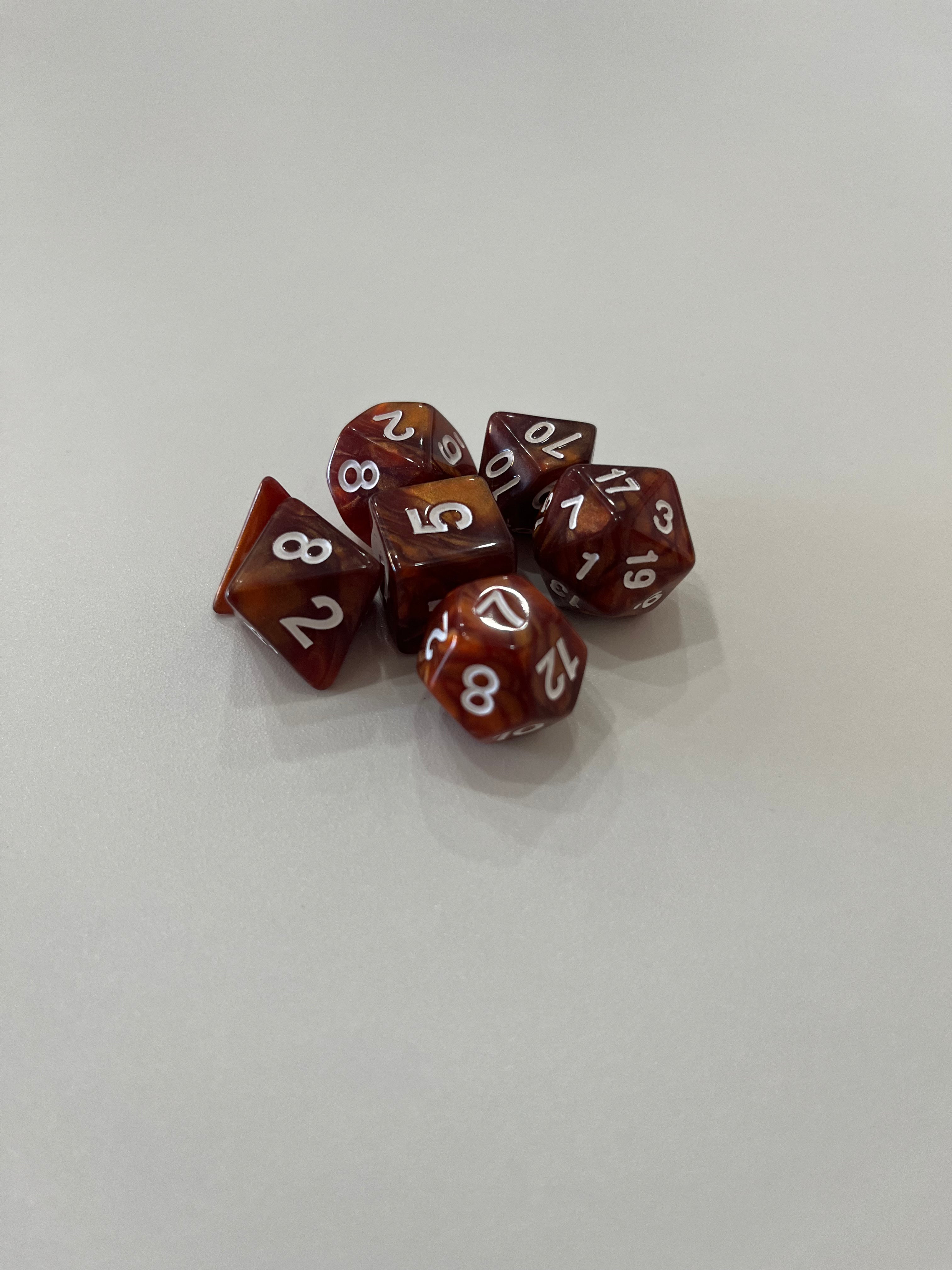 Juego de 7 dados para juegos de rol. 16 mm